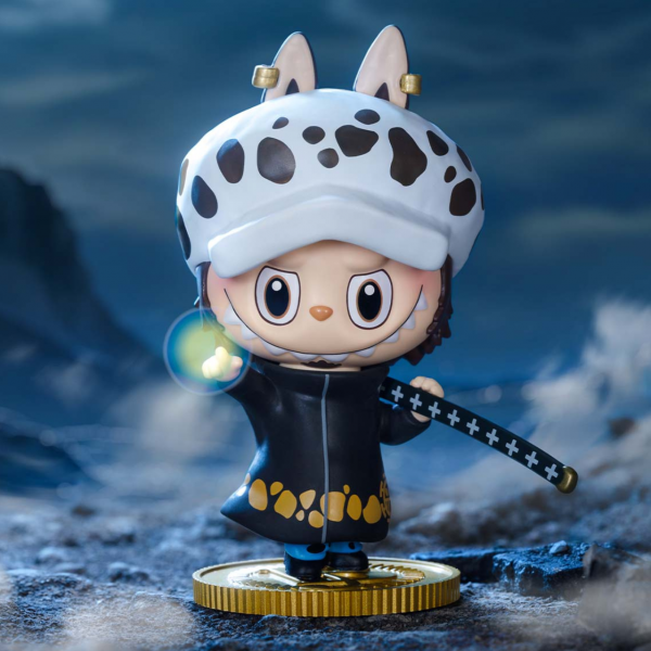 Labubu x One Piece : Trafalgar Law Figure 2